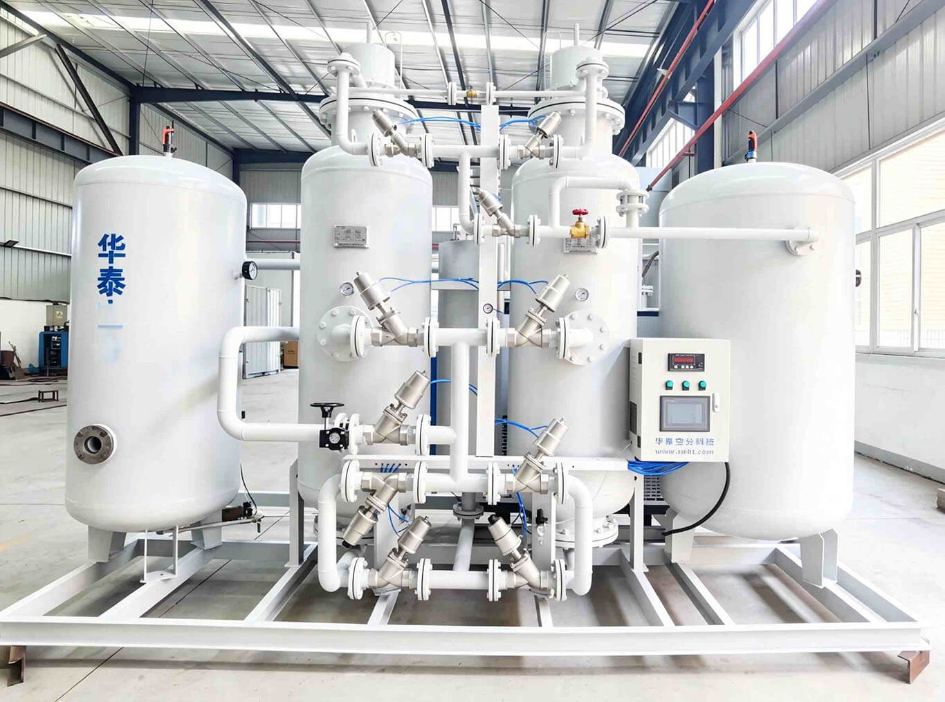 Membrane nitrogen generator fully assembled and ready for industrial installation